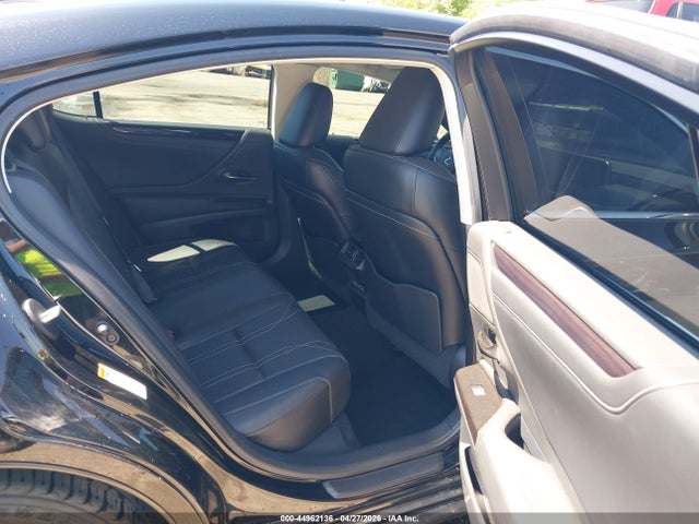 Lexus Es Luxury