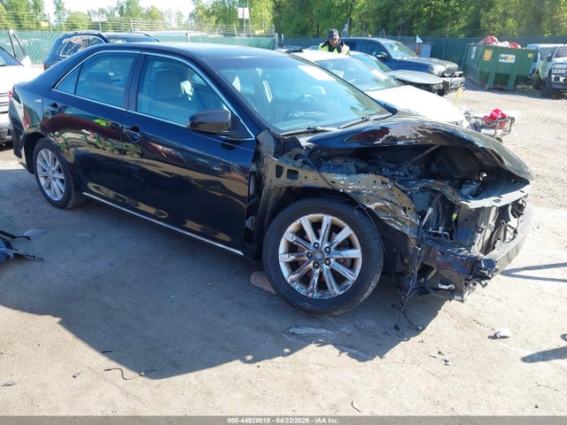 Salvage Toyota Camry Image