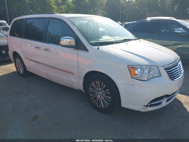 Salvage Chrysler Town & Country Image