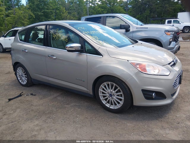 Salvage Ford C-MAX Hybrid Image