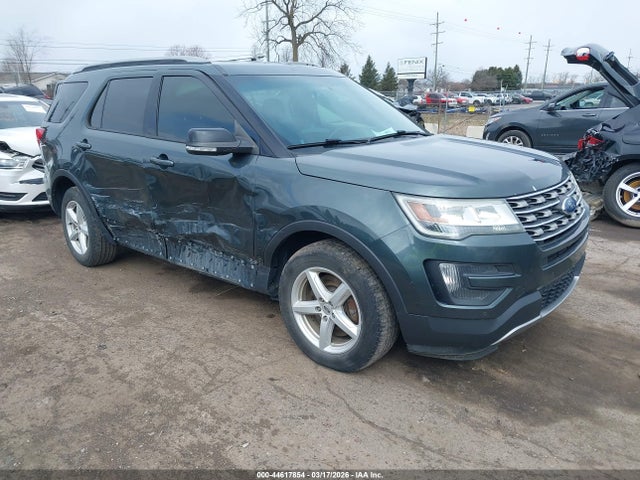 Salvage Ford Explorer Image