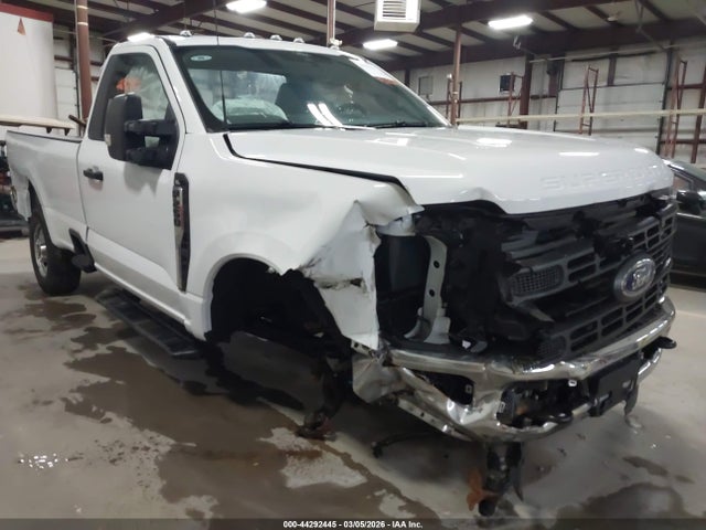 Ford F-250 Xl