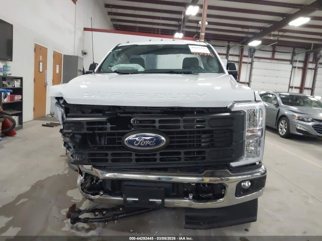 Ford F-250 Xl