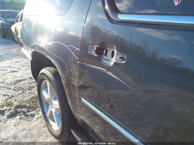 Cadillac Escalade Platinum Edition