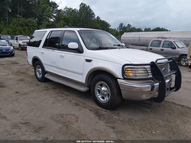 Salvage Ford Expedition Image
