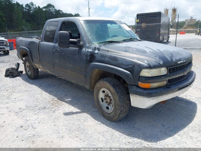 Salvage Chevrolet Silverado 2500 Image