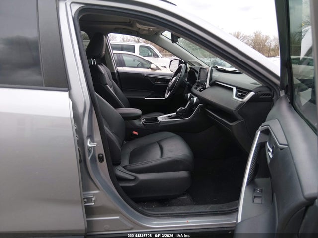 Toyota RAV4 Xle Premium