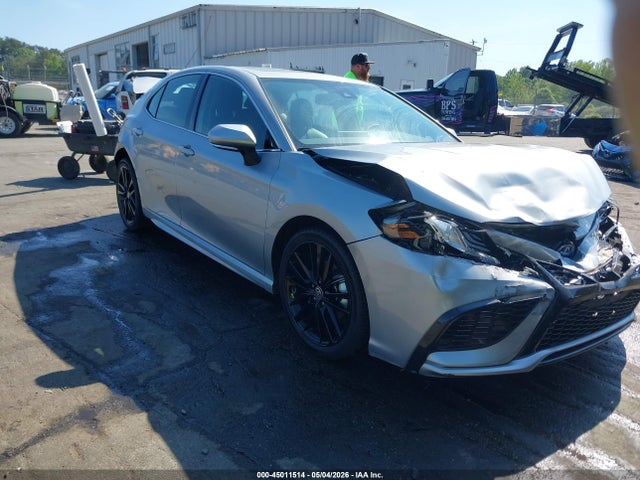 Salvage Toyota Camry Image