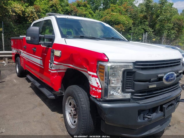 Salvage Ford F-250 Image