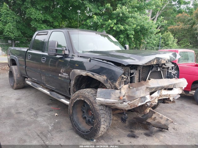 Salvage Chevrolet Silverado 2500 Image