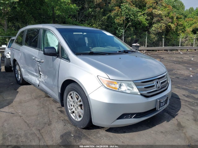 Salvage Honda Odyssey Image