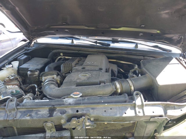 Nissan Frontier Sv