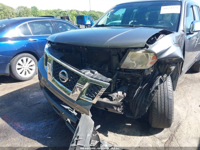 Nissan Frontier Sv