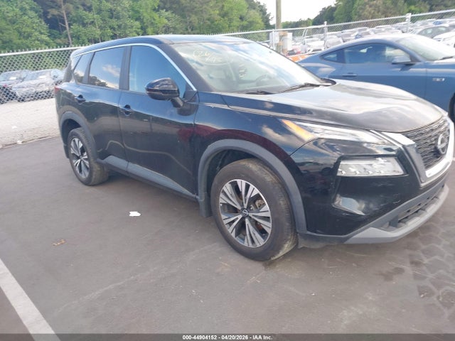 Salvage Nissan Rogue Image
