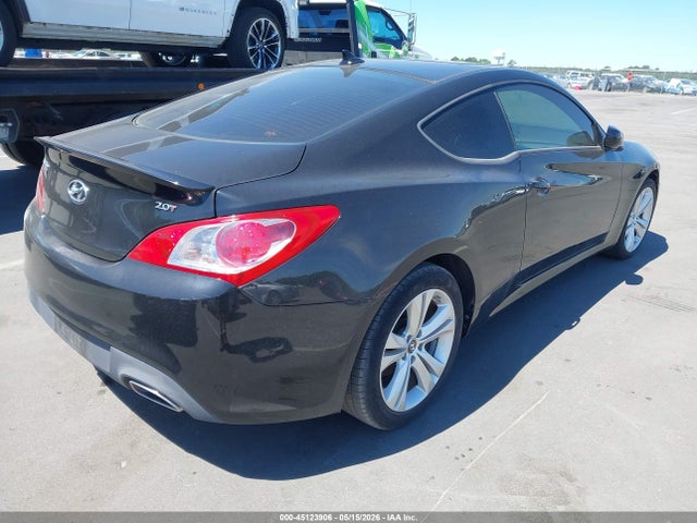 Hyundai Genesis 2.0t