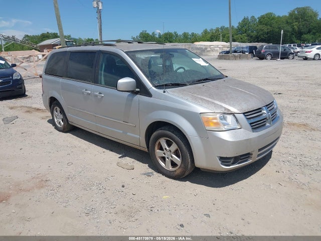 Salvage Dodge Grand Caravan Image
