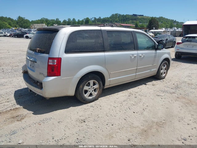 Dodge Grand Caravan Sxt