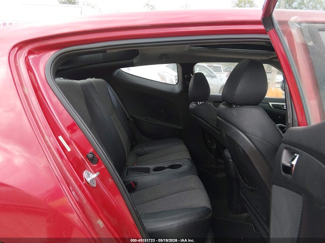 Hyundai VELOSTER