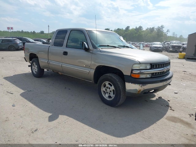 Salvage Chevrolet Silverado 1500 Image