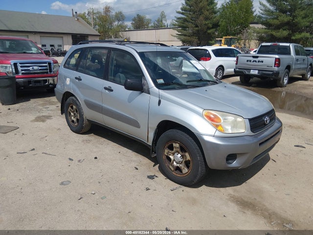 Salvage Toyota RAV4 Image
