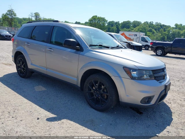 Salvage Dodge Journey Image