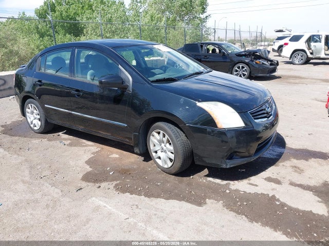 Salvage Nissan Sentra Image