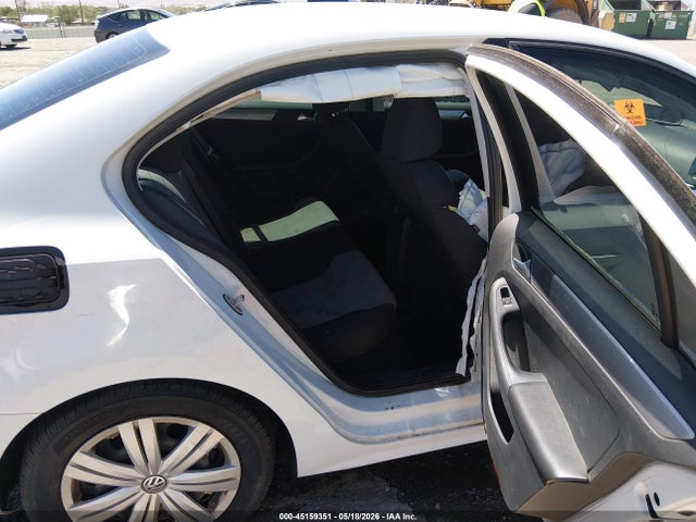 Volkswagen Jetta 1.4t S