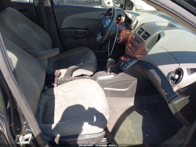 Chevrolet Sonic Ls Auto