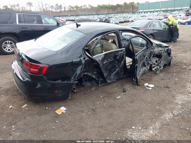 Volkswagen Jetta 1.4t Se