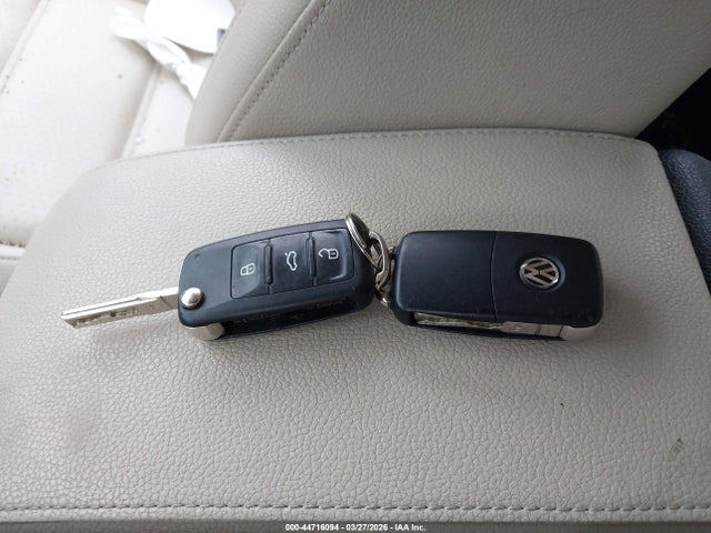 Volkswagen Jetta 1.4t Se