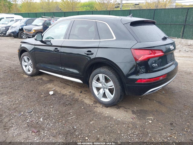 Audi Q5 45 Premium