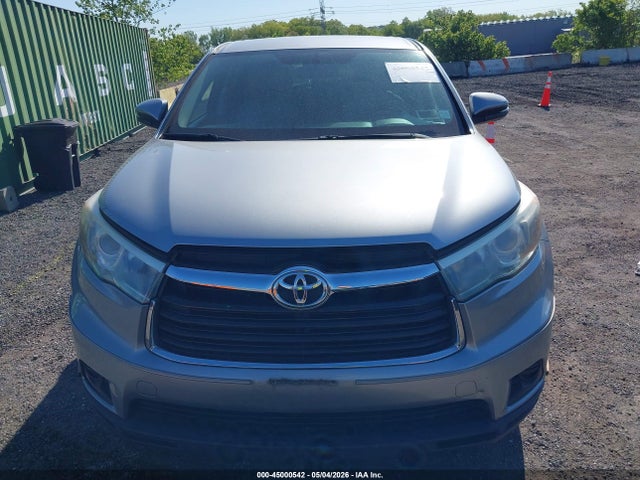 Toyota Highlander Le V6