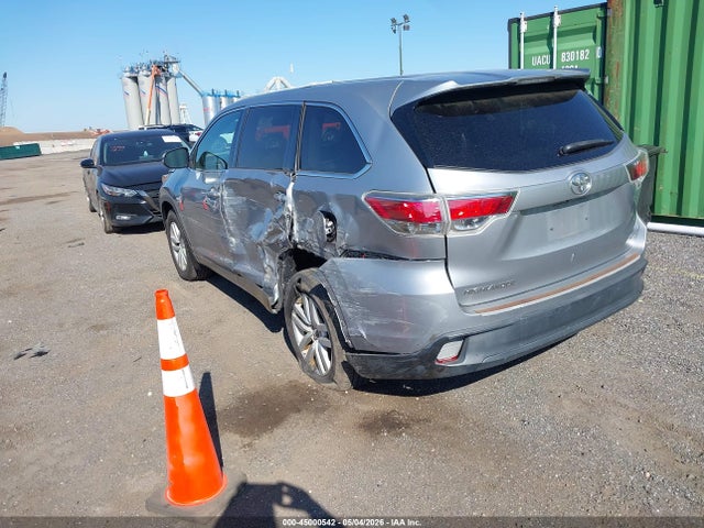 Toyota Highlander Le V6