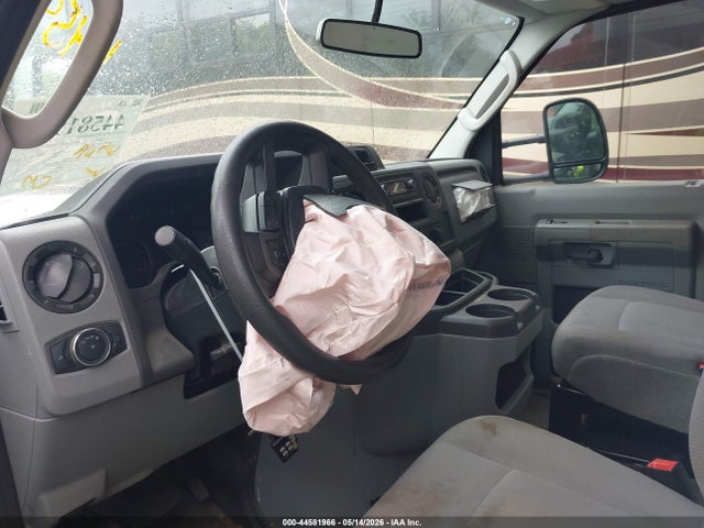 Ford E-450