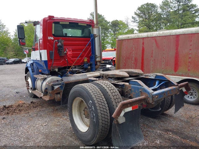 International 8000 8600