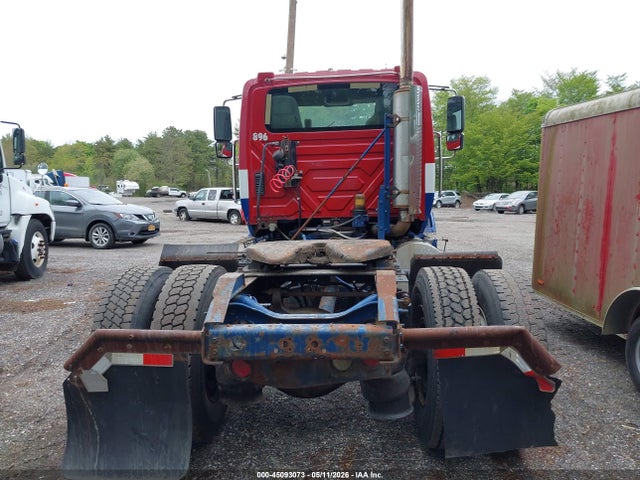International 8000 8600