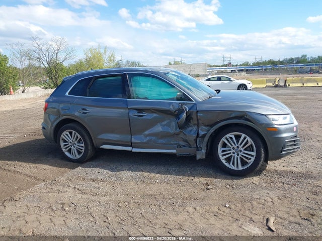 Audi Q5 Premium Plus 45 Tfsi Quattro S Tronic