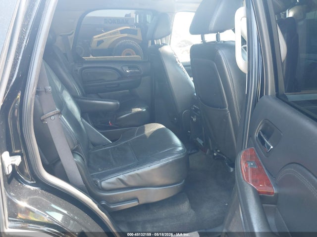 Cadillac Escalade Standard