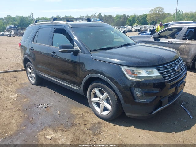 Salvage Ford Explorer Image
