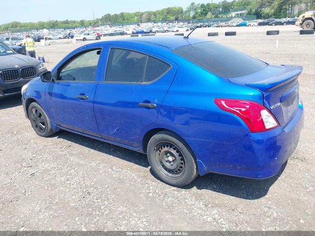 Nissan Versa 1.6 S+