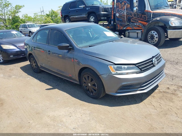 Salvage Volkswagen Jetta Image