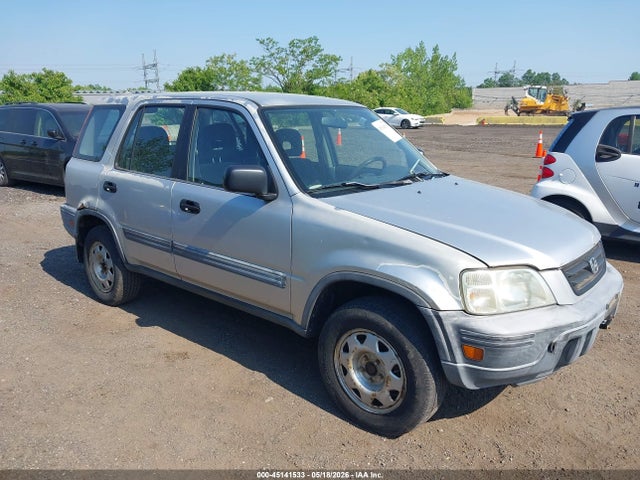Salvage Honda CR-V Image