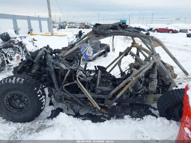Can-Am Maverick X3 X Ds Turbo Rr