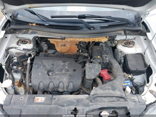 Mitsubishi Outlander Es