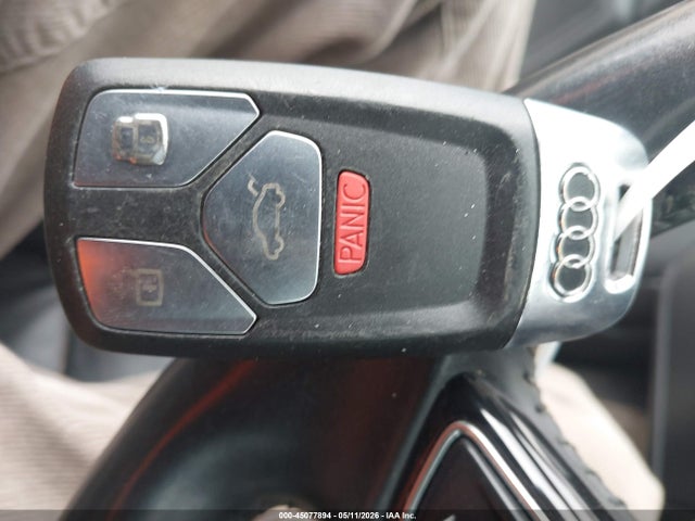 Audi A4 2.0t Premium