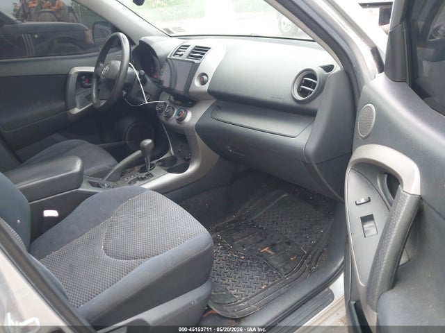 Toyota RAV4 Sport V6