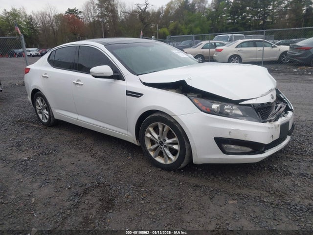Salvage Kia Optima Image