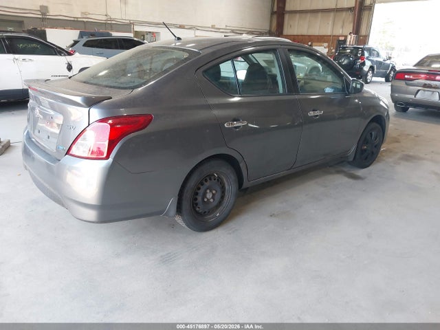 Nissan Versa 1.6 Sv