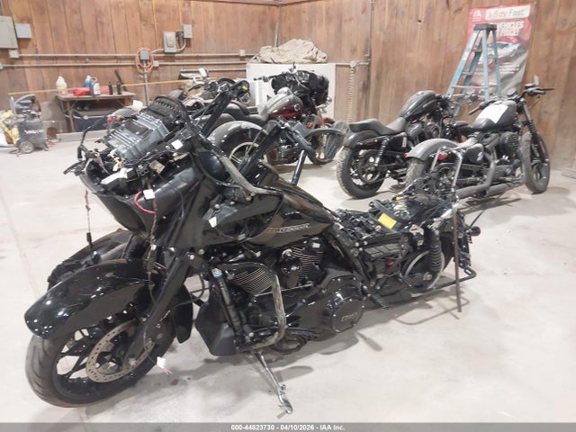 Harley-Davidson Fltrxs