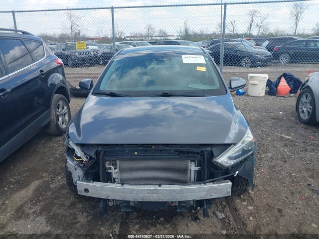 Hyundai Ioniq Blue